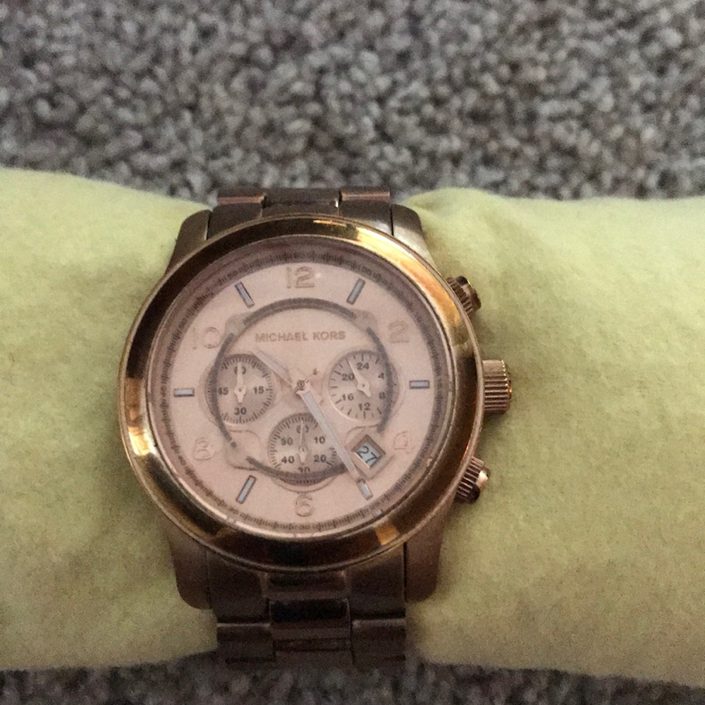 Michael Kors women’s large rose gold watch